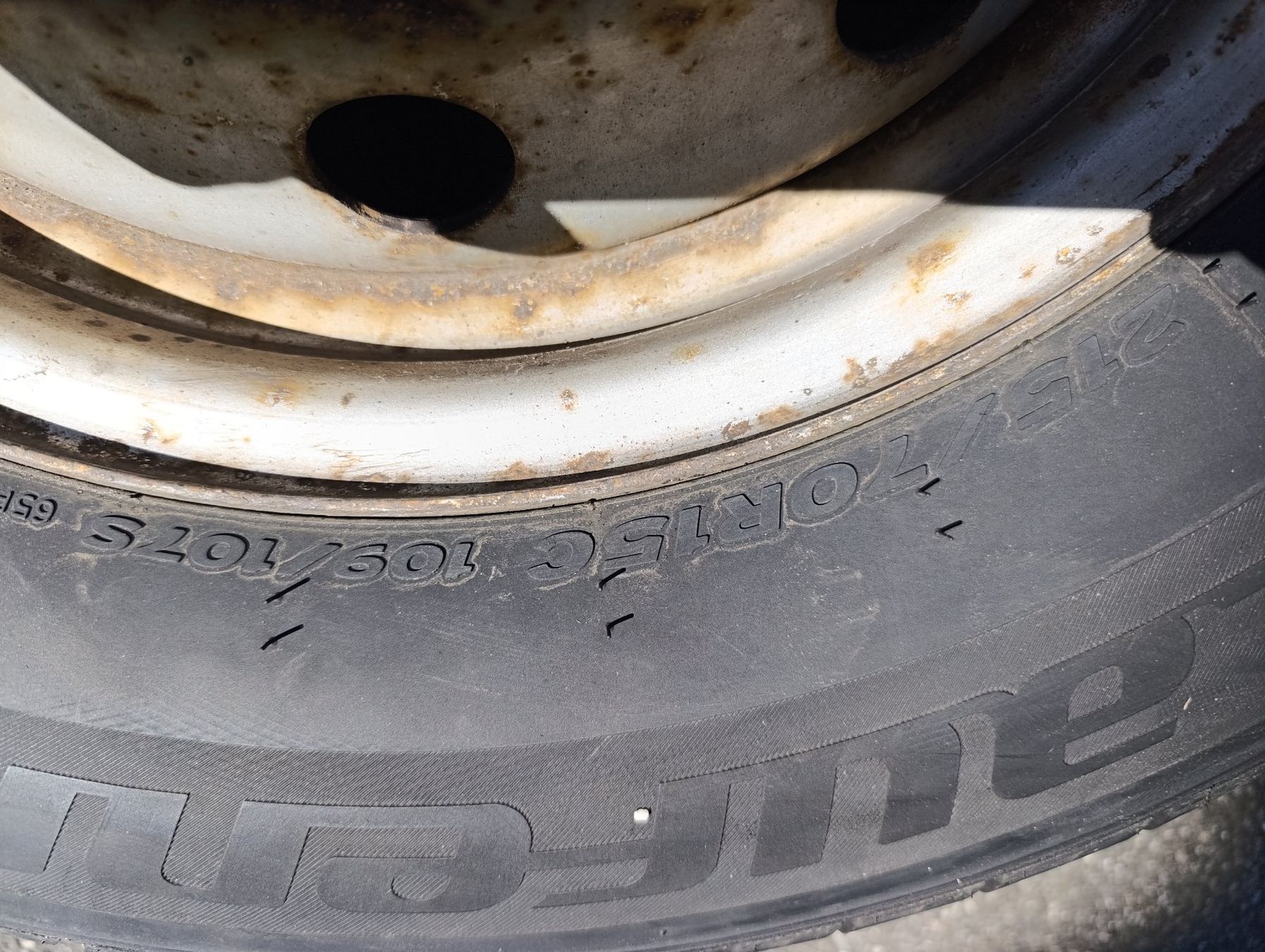 Pneus & Roues: 4 x Stahlfelgen mit Pneus – D'occasion à Zollikofen par Mukipun 2