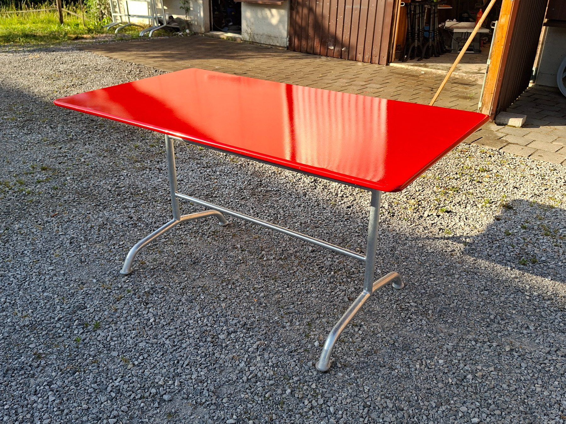 Tavoli: Gartentisch Klappbar 140cm X 75cm Rot – Usato da Buch am Irchel venduto da alinea11 3