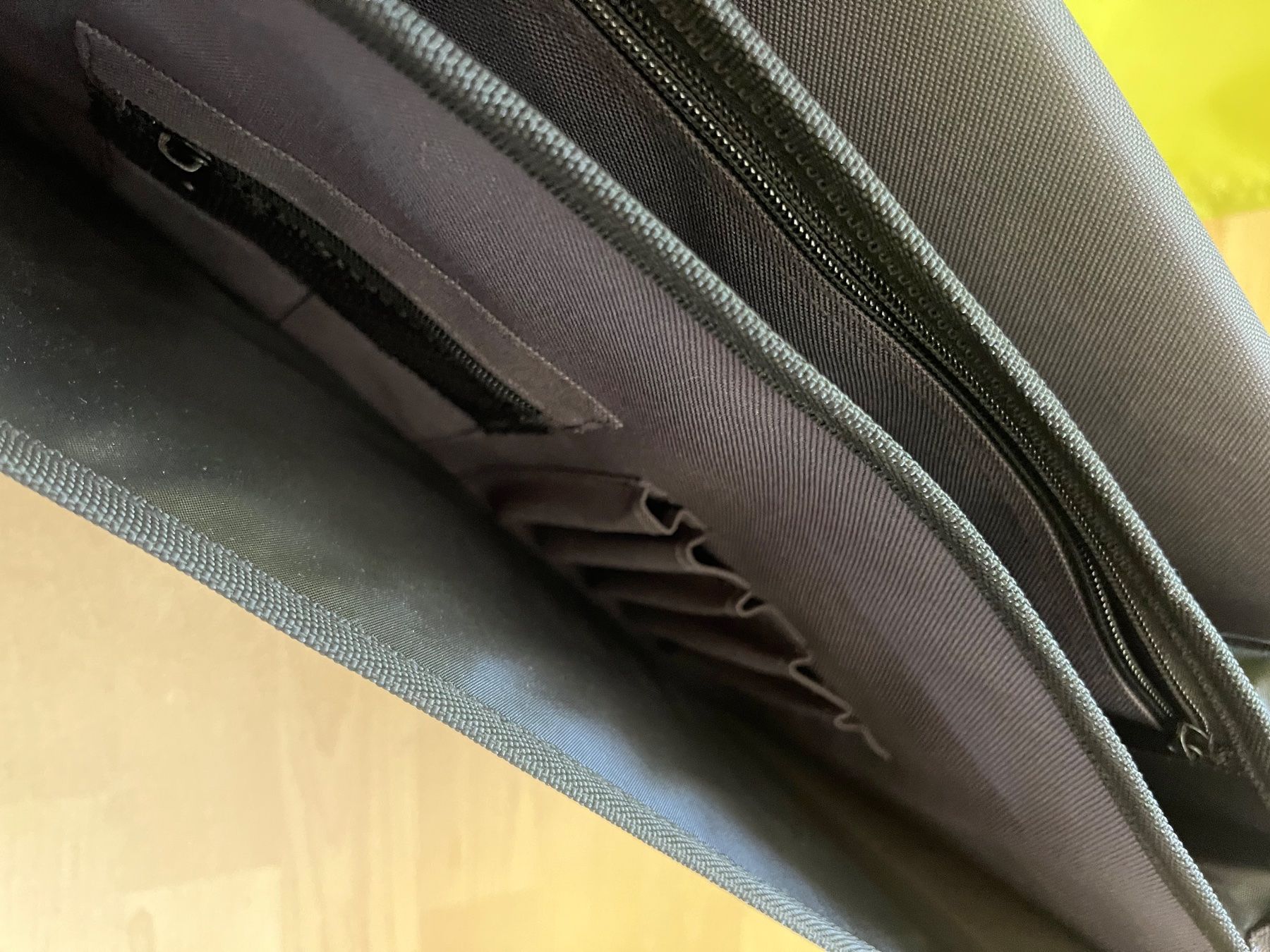 Valigie & Borse: Arbeitstasche/Laptoptasche/ Aktentasche – Usato da Grenchen venduto da nic_87y9 3