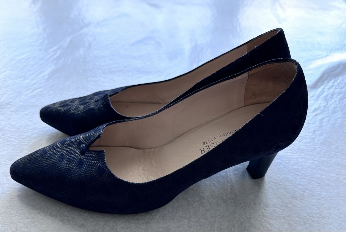 Kaiser Scarpe da donna: Escarpins PETER KAISER bleu marine – Nuovo (secondo la descrizione) da Versoix venduto da kelborn 3