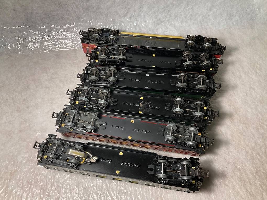 Märklin Modelleisenbahnen: Personenwagen – Gebraucht aus Wald ZH von Sbbemilio 3