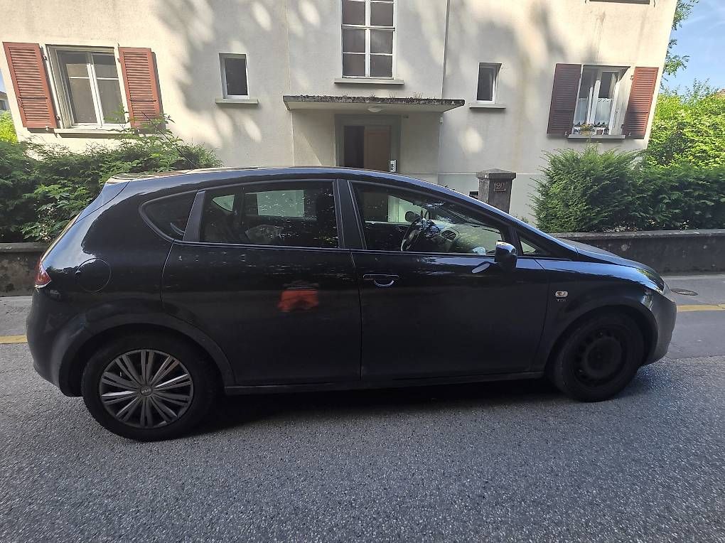 Pneus & Kompletträder: Je vend ma Seat Leon TDI  – Gebraucht aus Sion von Angi001 3