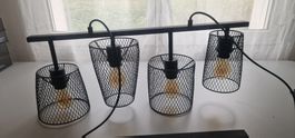 Schwarze Esstischlampe mit 4 Lampen, neuwertig, Top Zustand