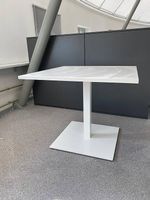 Tisch quadratisch von ZKD