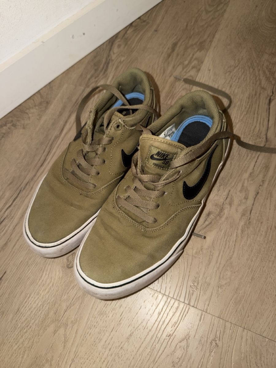 Nike Chaussures hommes: Nike SB Chron 2 – D'occasion à Wädenswil par rot_krf8 1