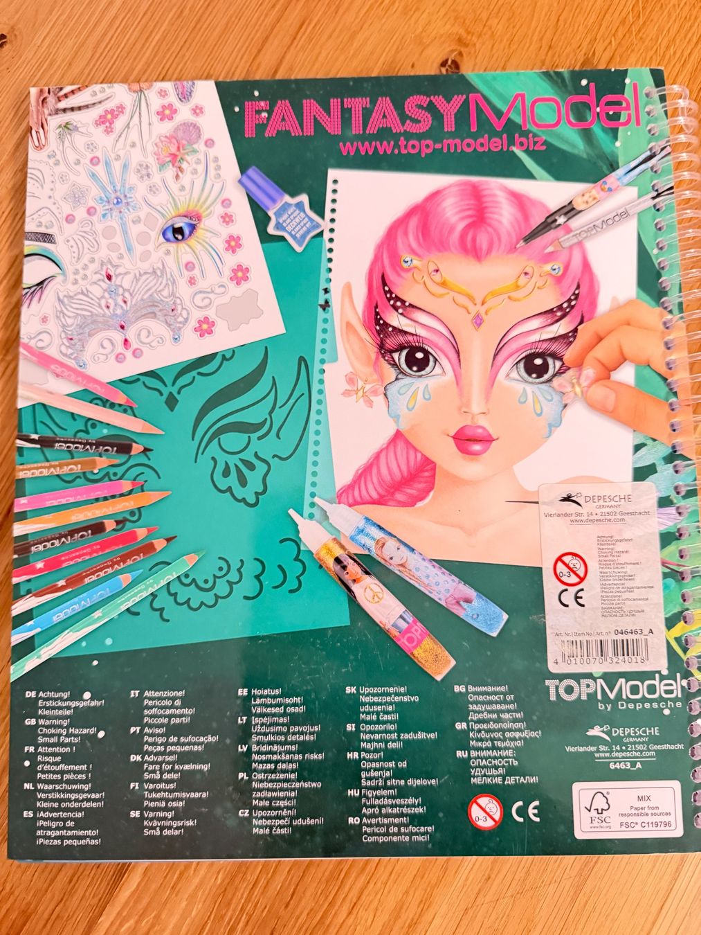 Libri: Malbuch Create your Fantasy Face, TOP Model – Nuovo (secondo la descrizione) da Teufen AR venduto da Maleaa 9
