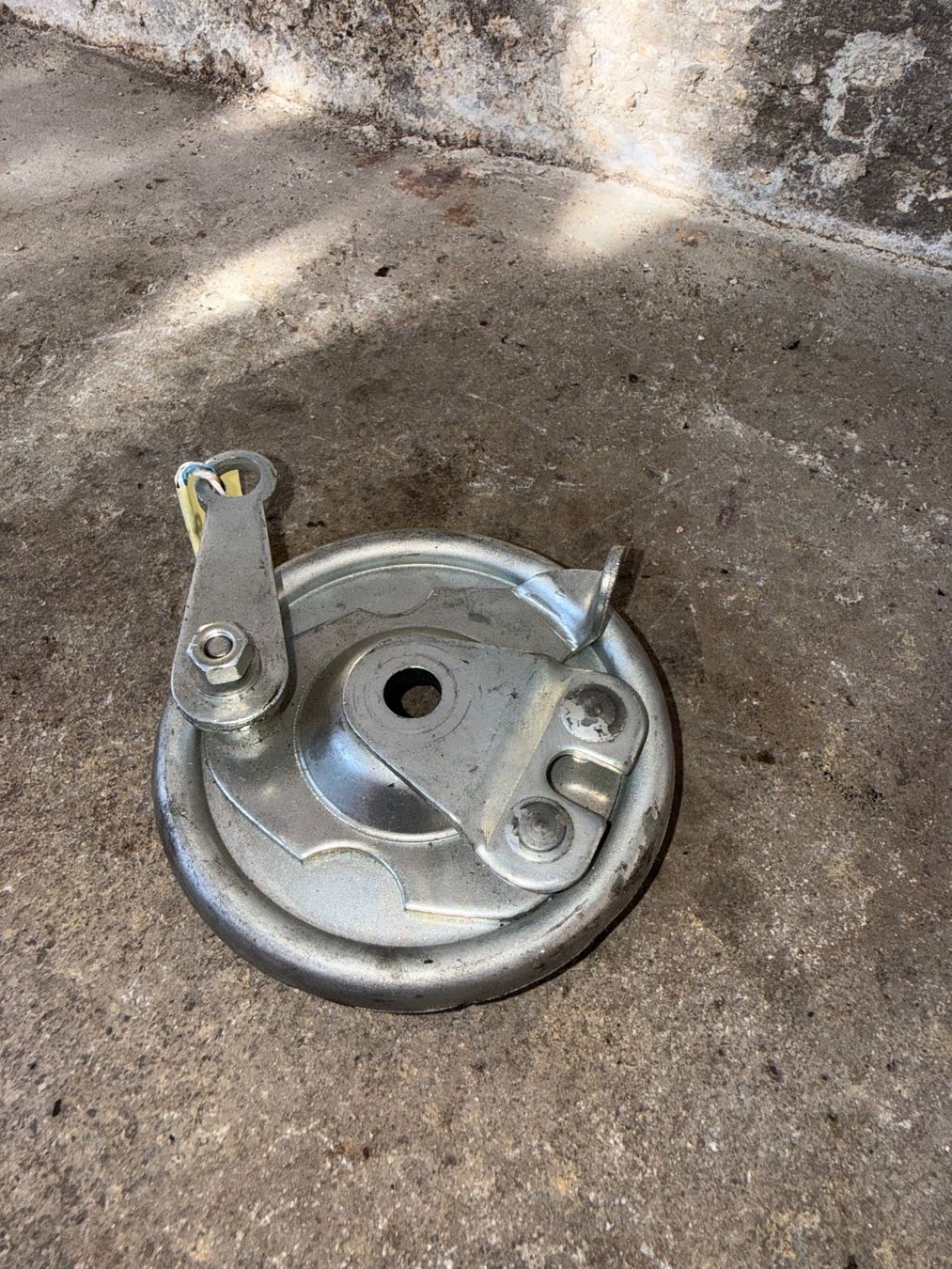 Sachs Pièces pour mobylette: Sachs Mofa Bremsankerplatte – D'occasion à Fahrni b. Thun par berger_tuning34 1