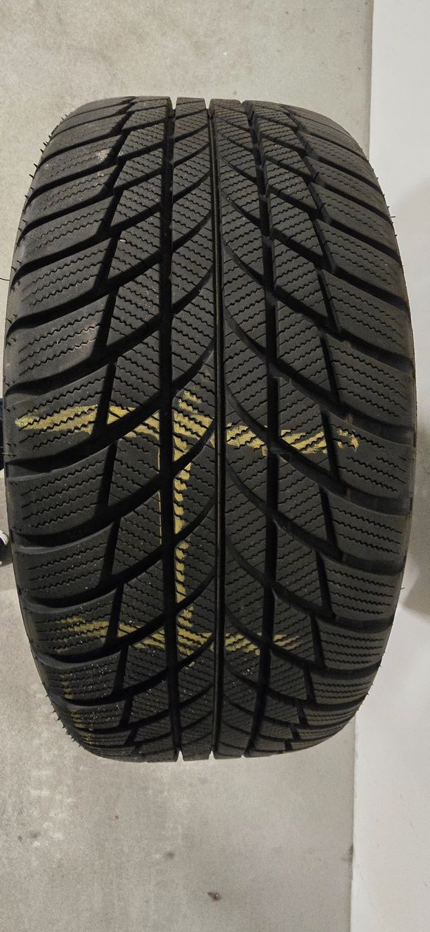 Bridgestone Pneumatici & Ruote complete: Mini Bridgestone 4x 18 Zoll Räder – Usato da Würenlos venduto da kas_m79z 9