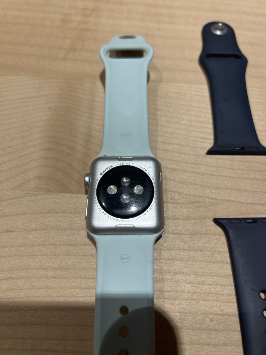 Apple Smartwatch: Apple Watch Series 3 38mm – Usato da Zürich venduto da uniking 1