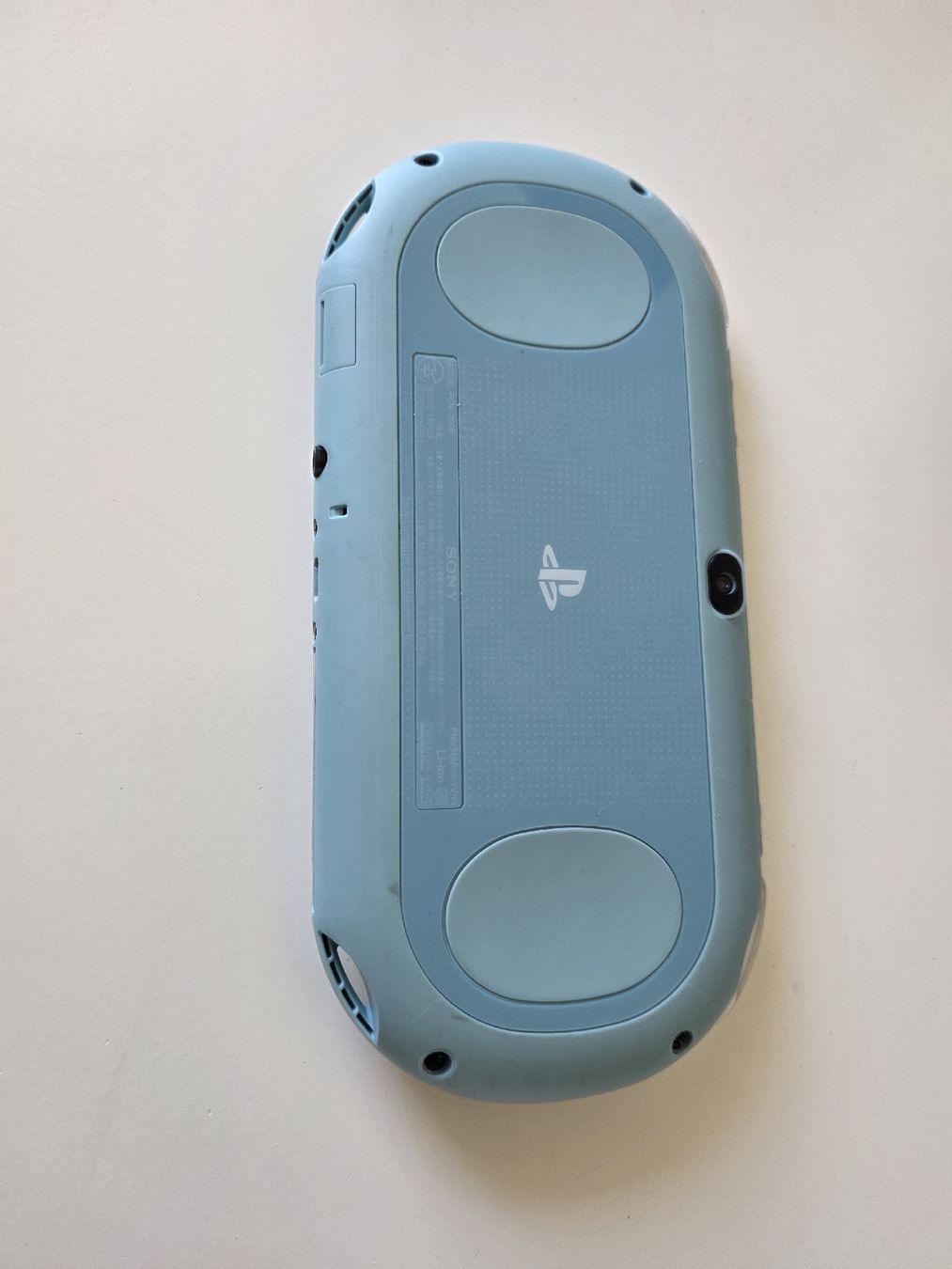 Sony Consoles: PS Vita PCH 2000 – Défectueux à Blonay par Arnaud3 1