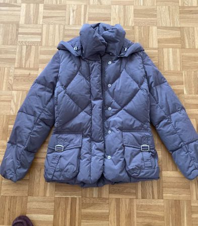 Warme Daunenjacke Grösse S, top Zustand!