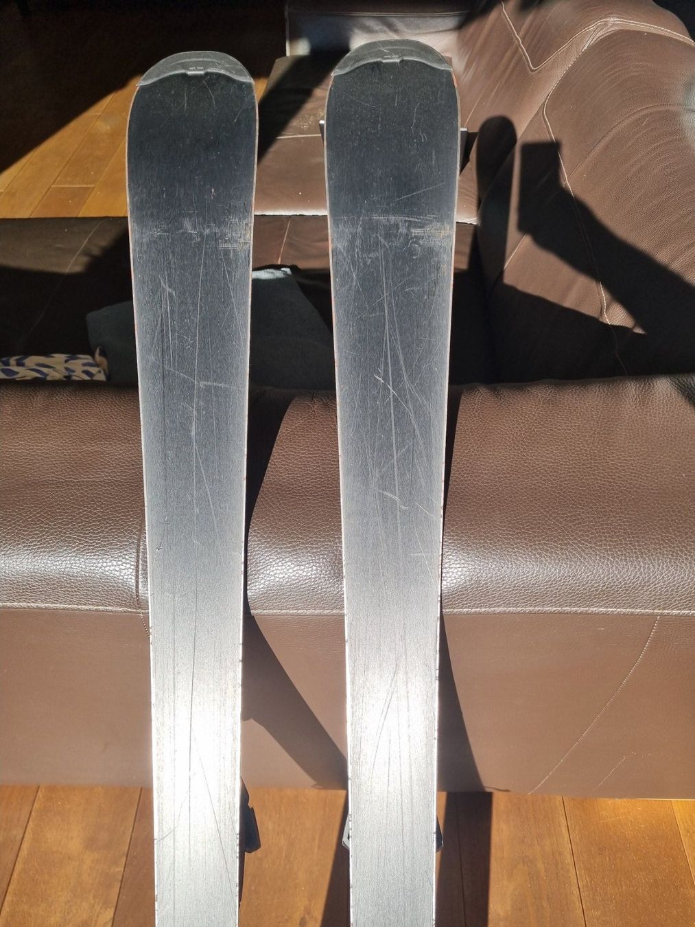 Redster Skis: Atomic Redster J4 Ski 140 cm – D'occasion à Unterentfelden par Peperoni04 5