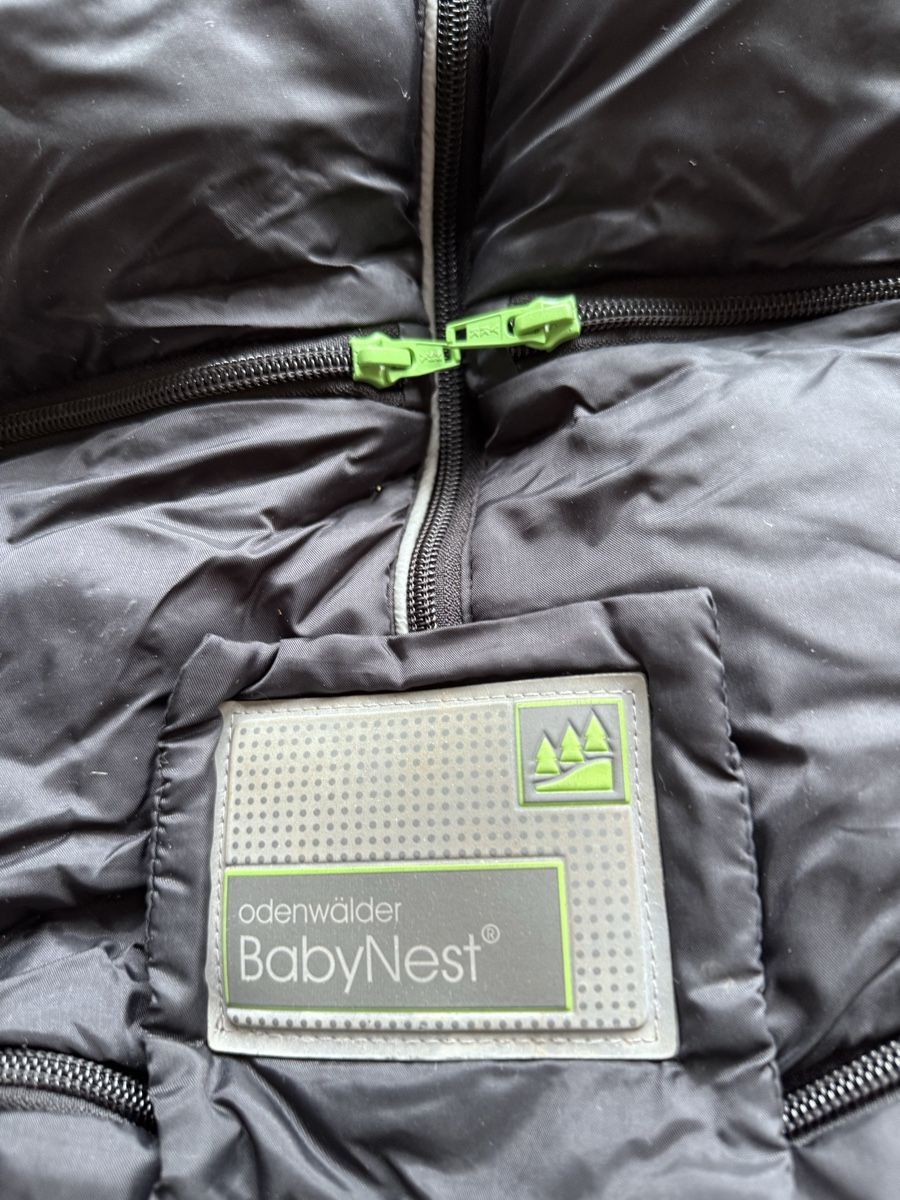 Odenwälder Sacchi a pelo: Odenwälder BabyNest Footmuff - Black – Usato da Zürich venduto da CircularEco