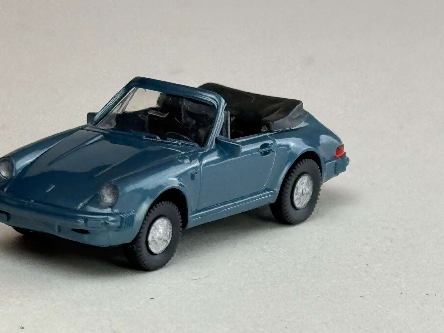 Wiking Modellini d'auto: Porsche 911 C Cabrio blau – Usato da Elm venduto da Wikmtz
