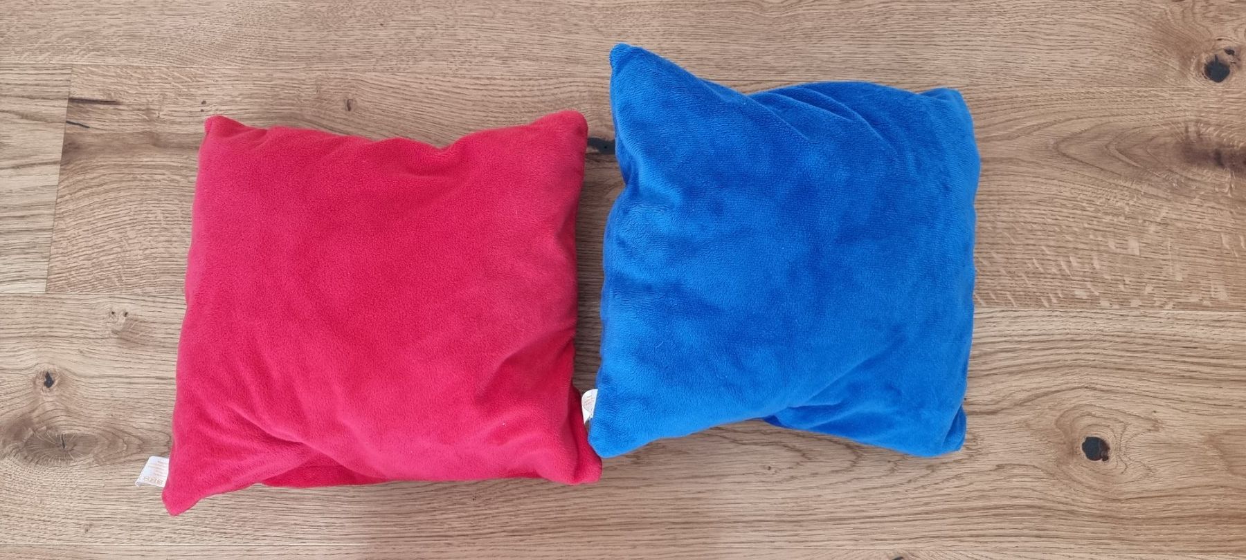 Cuscini: 3er-Set: Paw Control Kuschelkissen – Usato da Lachen SZ venduto da allesweg78 1