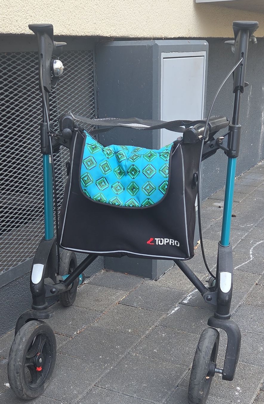 Ausili per la deambulazione: Déambulateur TOPRO état d'occasion – Usato da Bern venduto da abs76