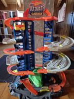 Hot Wheels Ultimate Garage Parkhaus mit Dino gebraucht