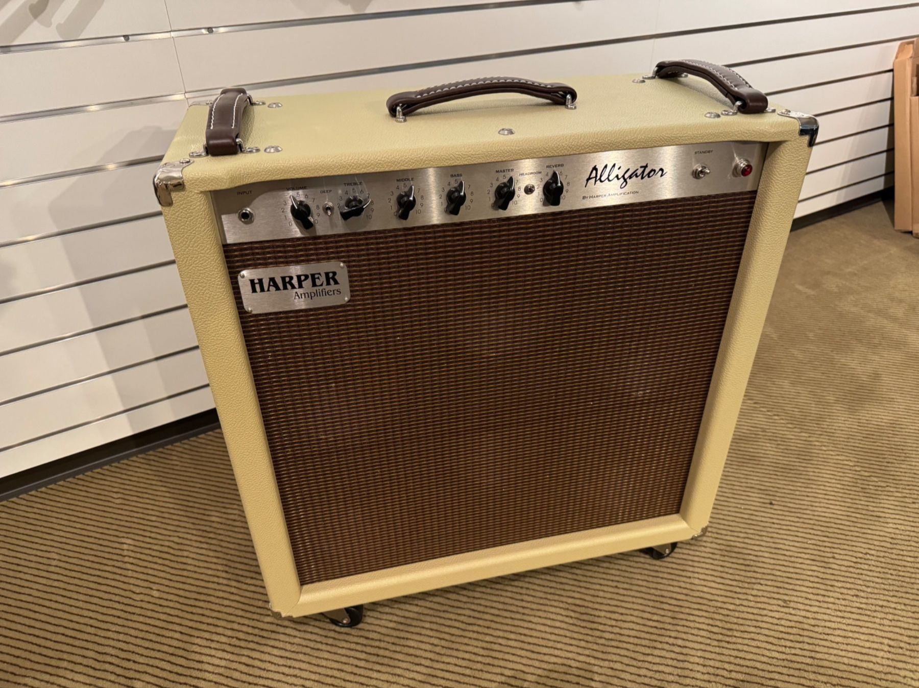 Amplificatori: Harper Verstärker Alligator 6x8" – Nuovo (secondo la descrizione) da Schaffhausen venduto da outlet-music