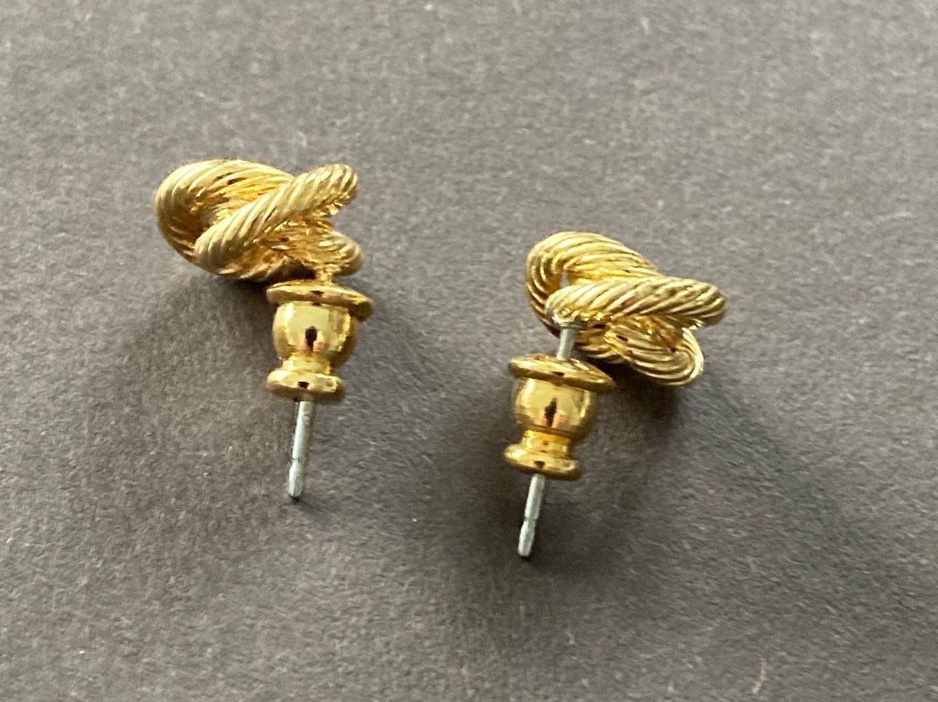 Ohrringe & -stecker: Vergoldete Knoten Ohrringe – Gebraucht aus Laufen von Trendmarket 4