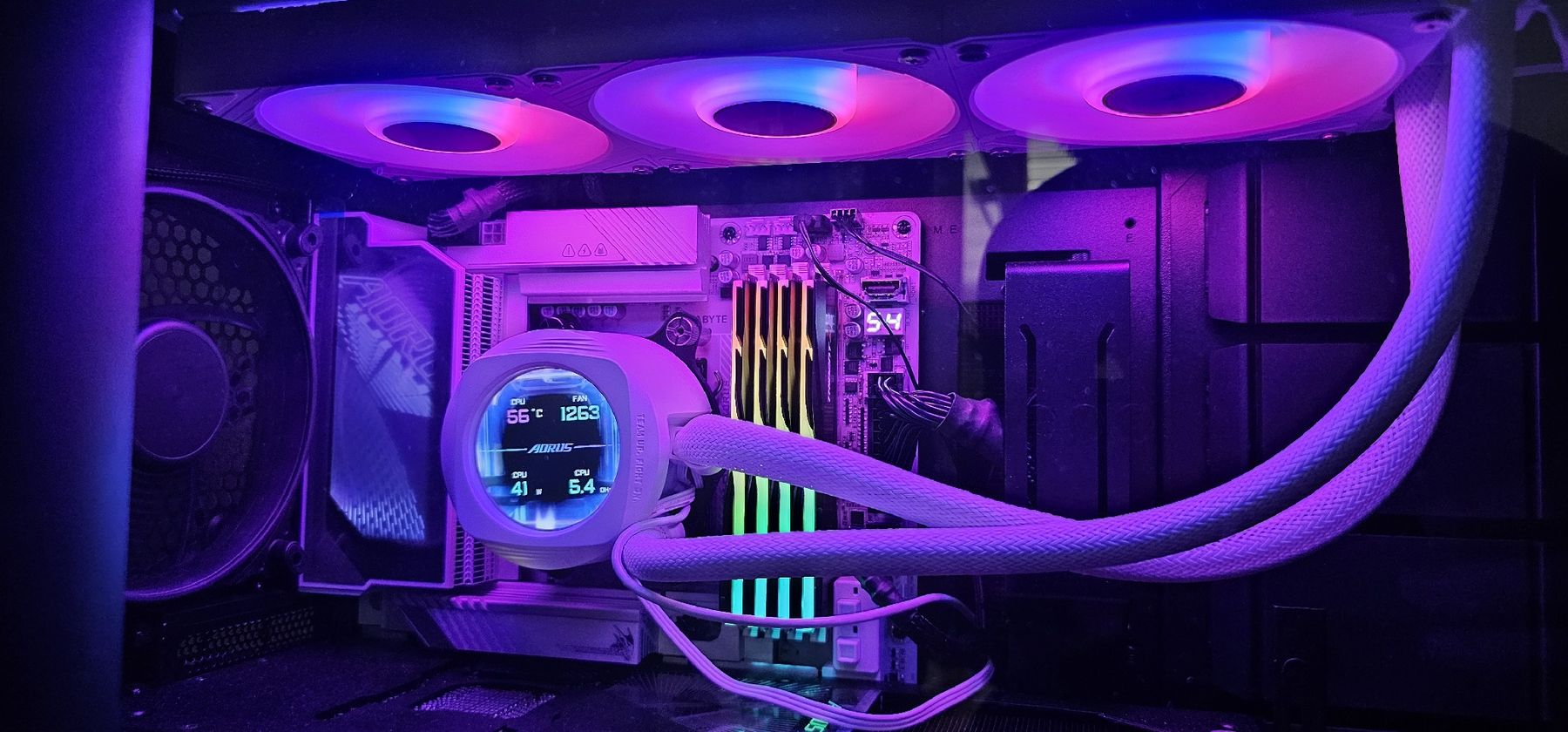 Gigabyte Elektronikbauteile: AORUS WATERFORCE X ll 360 ICE – Gebraucht aus Schlieren von huiop2 5