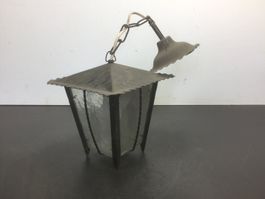 Gebrauchte zum Teil rostige Eisen Deckenlampe