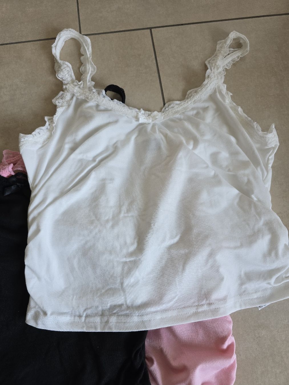 Top: 3er Set Tops - Grösse M – Nuovo e nell'imballaggio originale da Rickenbach b. Wil venduto da VeryLovelyThings 1