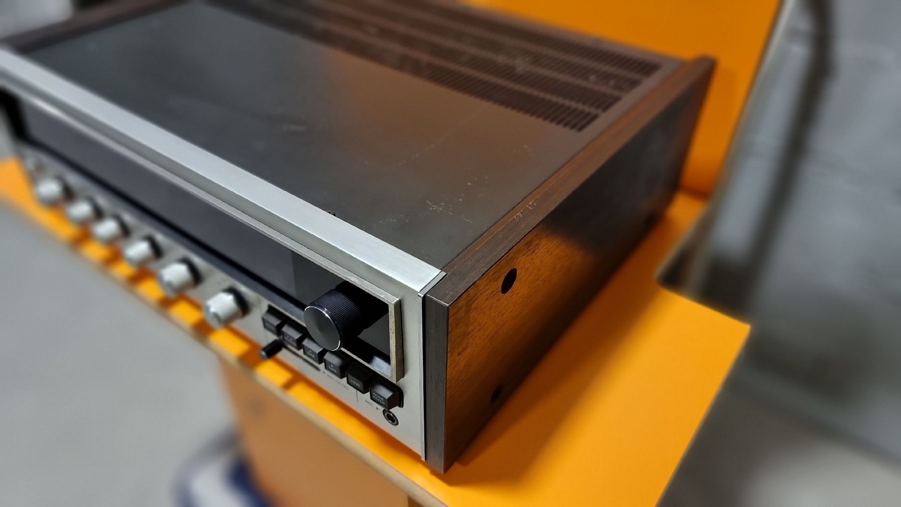 Kenwood Receiver: Kenwood KR-4050 Stereo Receiver – Gebraucht aus Schöfflisdorf von Silvervintage.CH 3