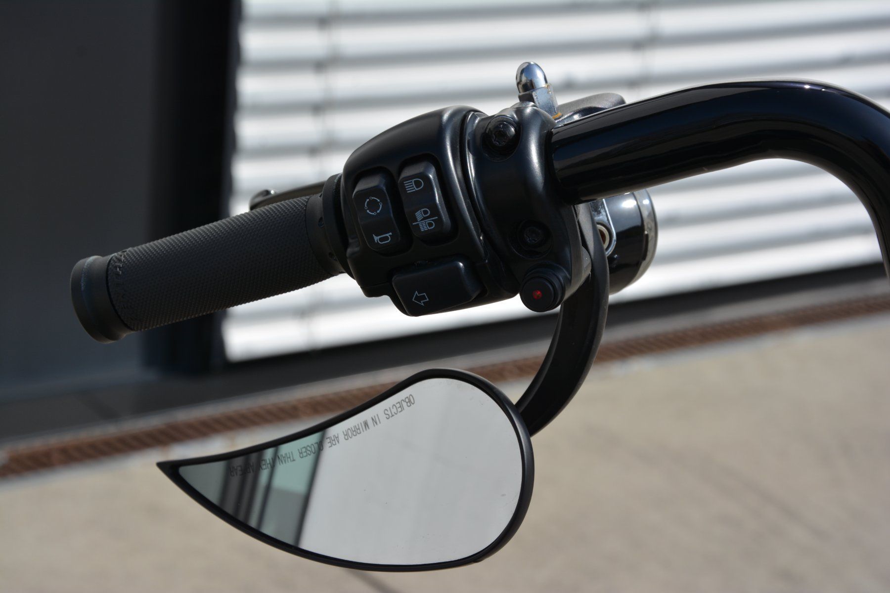 Harley-Davidson Chopper: HARLEY-DAVIDSON FLSL Softail Slim 107 – Gebraucht aus Oberkulm von Curiger-Automobile 8