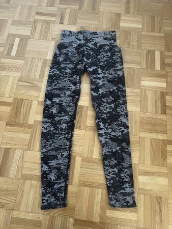 Sport Leggings Peachy Passion Gr. M Camouflage Muster