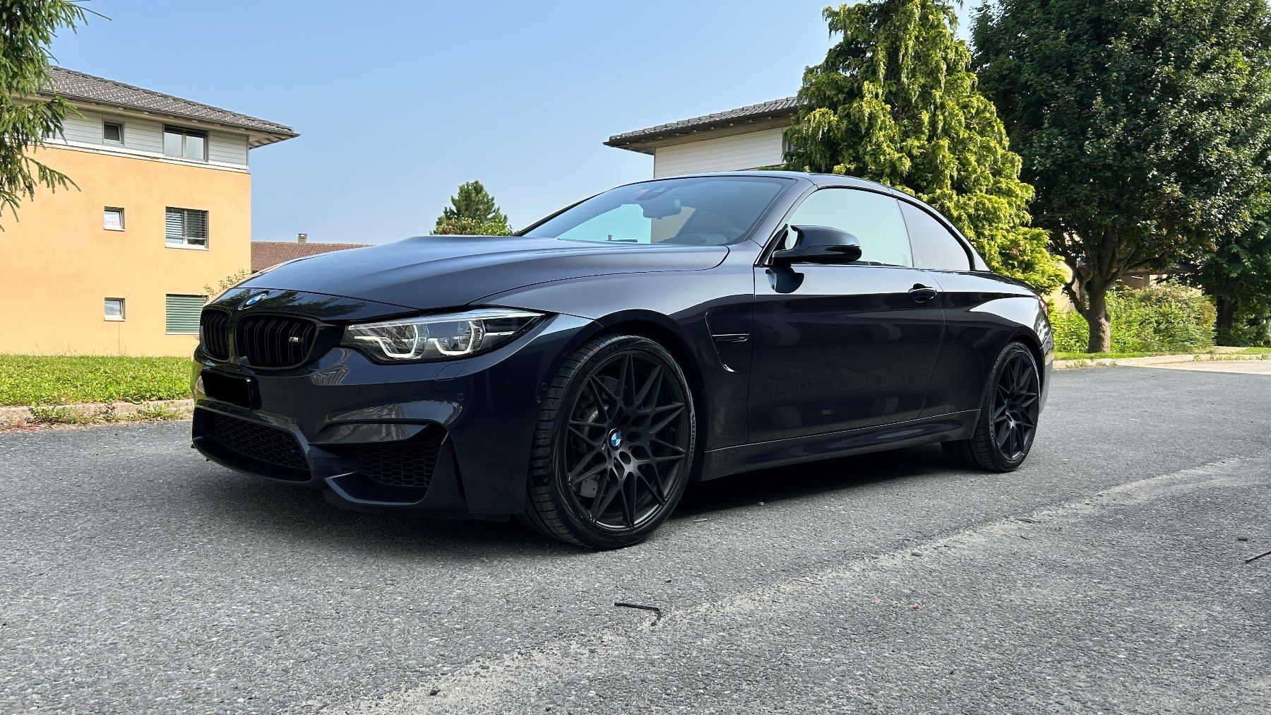 BMW Automobili: BMW M4 Édition 30 ans à vendre - Une rareté incontournable – Usato da Cottens FR venduto da Croque-mitaine 2