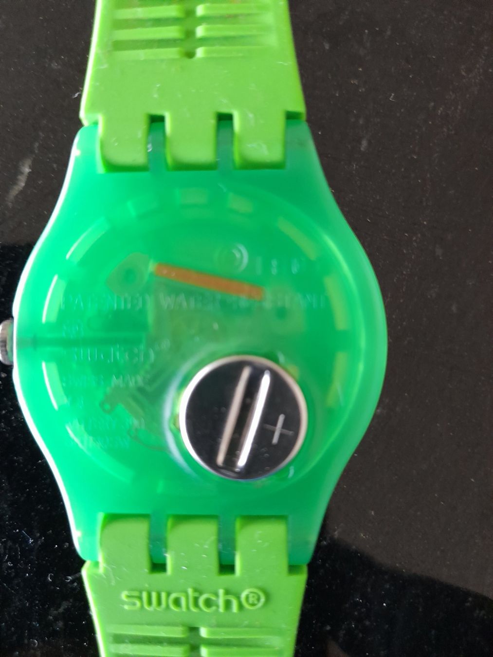 Swatch Orologi: Fussball Swatch Uhr, gruene Farben – Usato da Männedorf venduto da Igel24 3