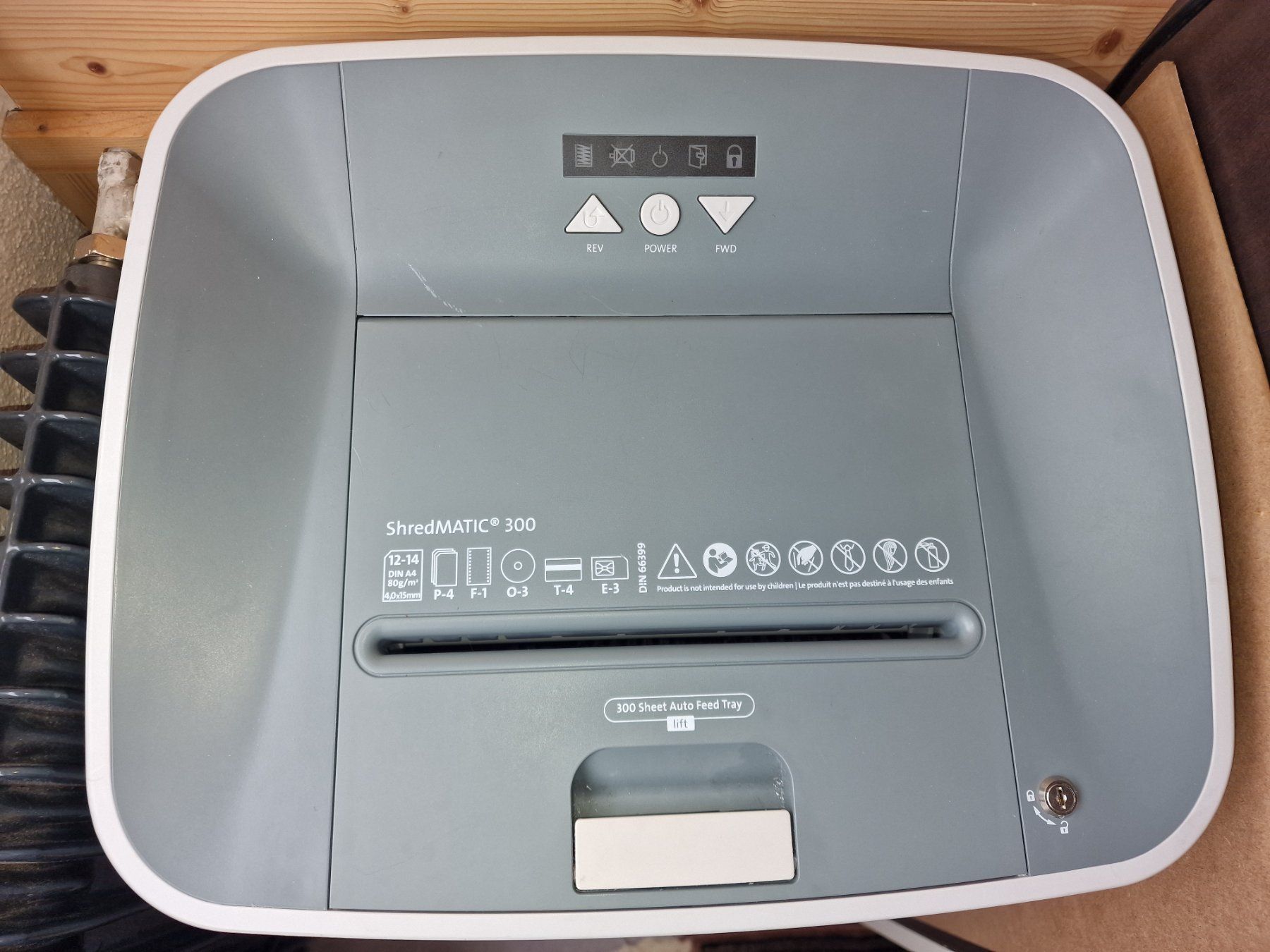 Tutte le macchine: Dahle ShredMATIC SM 300 P4 – Usato da triesenberg venduto da Hosman1 1