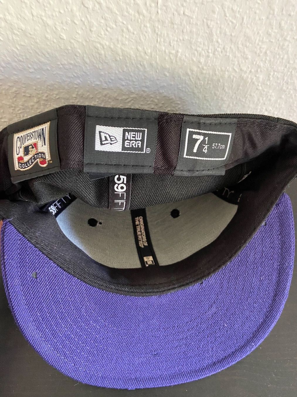 New Era Copricapi, berretti & cappellini: Tampa Bay Rays New Era Cap Gr. 7 1/4 – Usato da Muttenz venduto da bargain_hunter 1