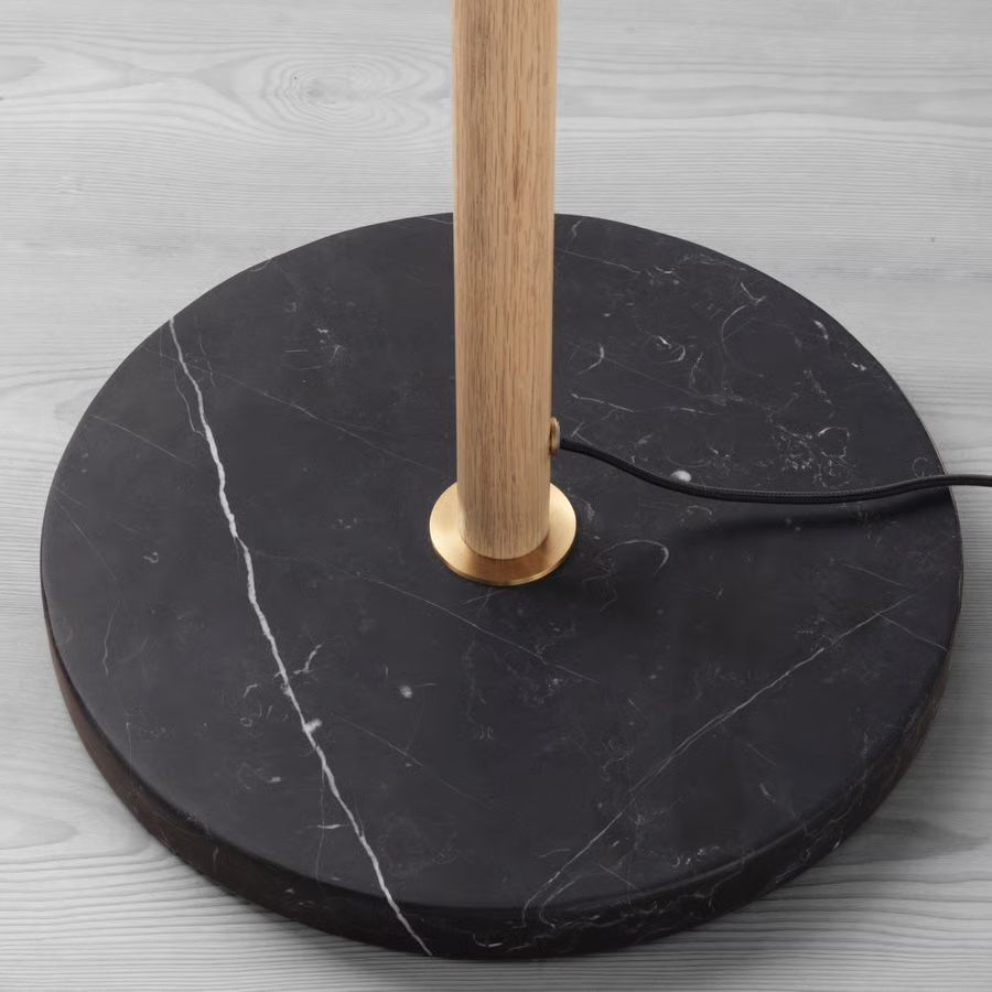 Ikea Lampade: EVEDAL Standleuchte, Marmor/grau, Eiche, Marmor und Glas – Usato da Zürich venduto da Argos_90 3