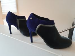 Damen-Schuh blau/schwarz Gr. 40 mit 10cm-Absatz