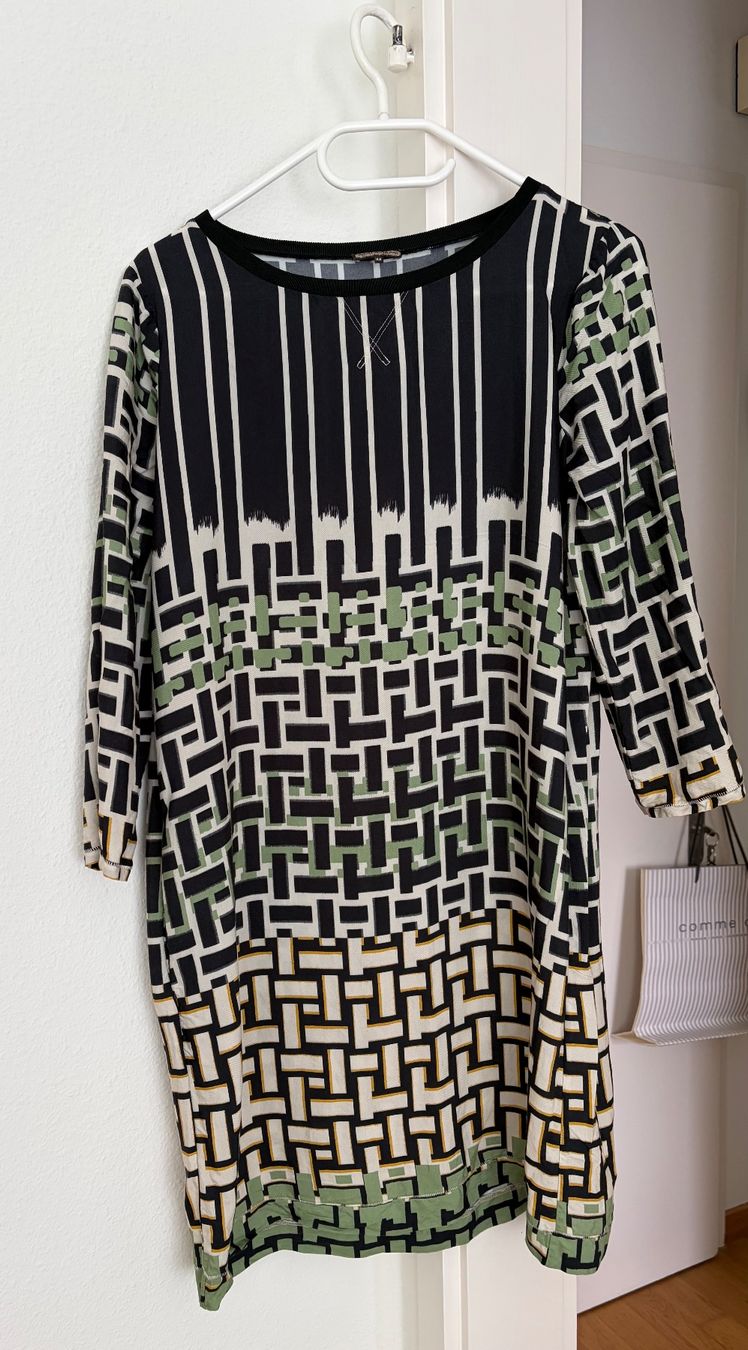 Maliparmi Robes: Maliparmi Kleid Gr. 38 – D'occasion à Luzern par Lampion