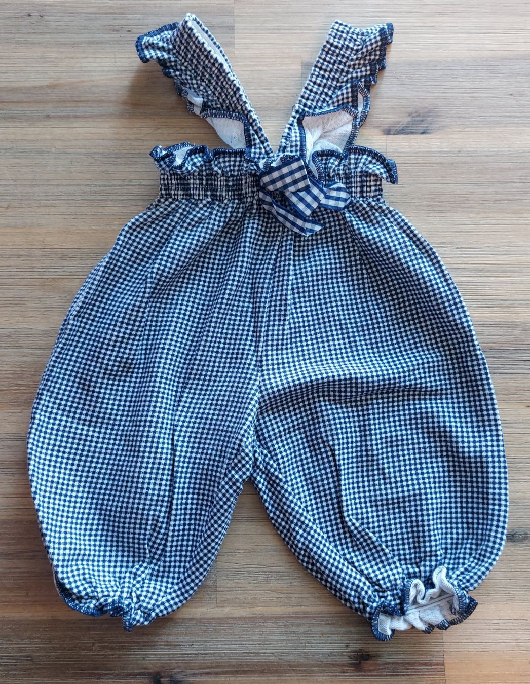 Pantaloni: Latzhose Grösse 62 Vichy Karomuster Blau – Usato da Basel venduto da Sinibini86