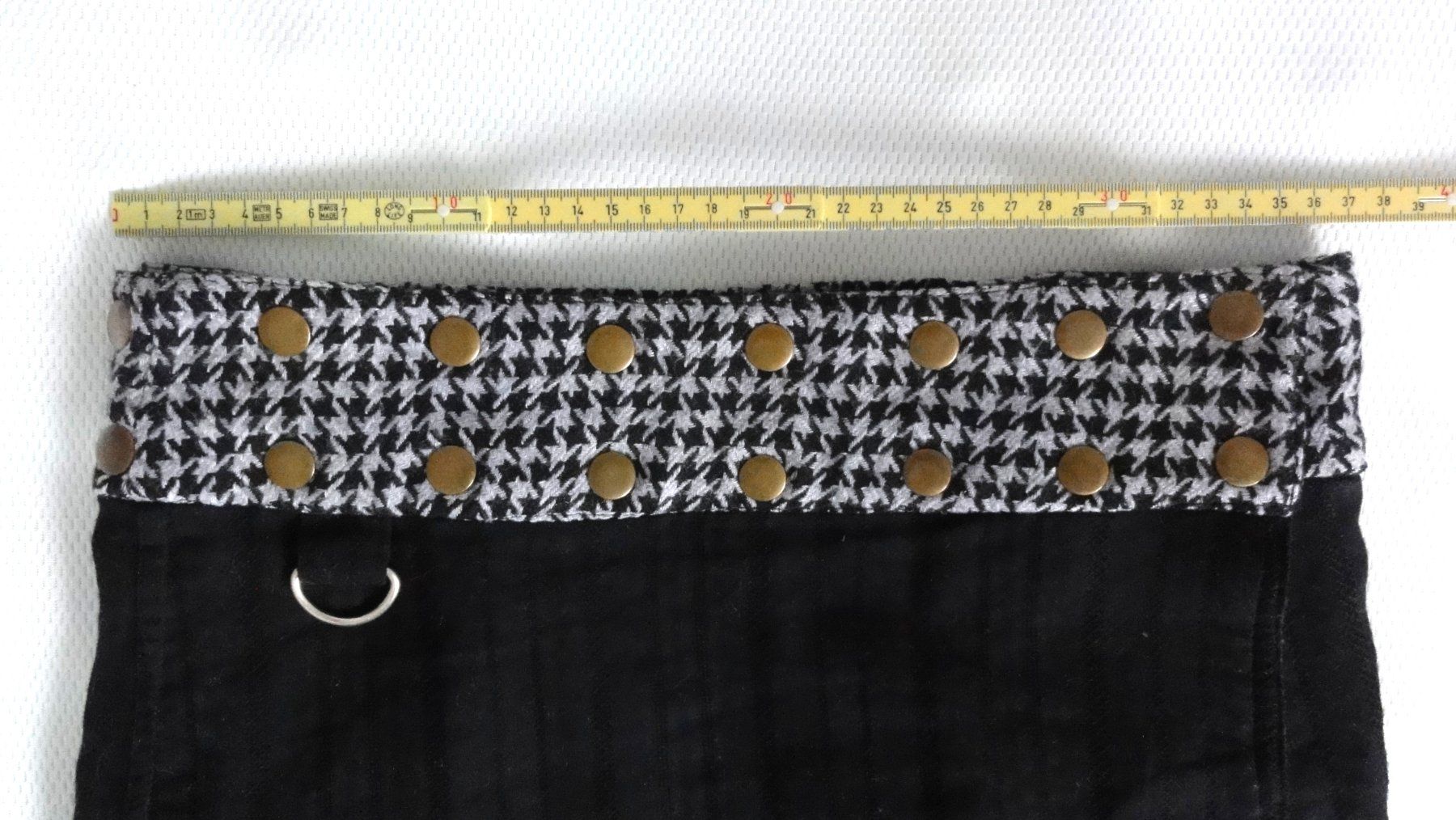 Gonne: Set: Wickelrock reversible mit Kurzpullover und Armkettchen – Usato da Samedan venduto da chickenrun01 8