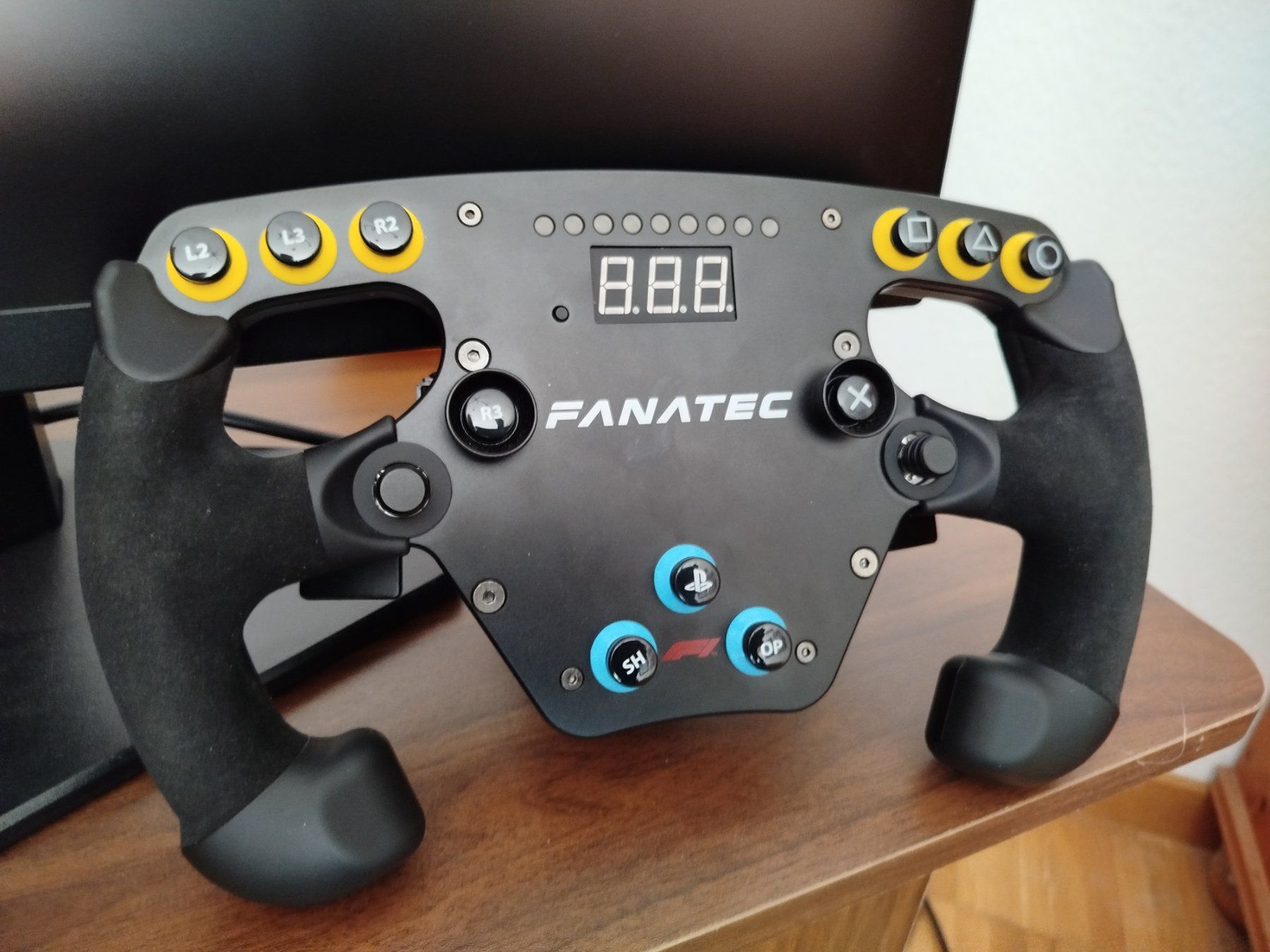 Fanatec Console: Fanatec CSL Elite F1 Racing Set – Usato da Wittenbach venduto da marcobasso 1