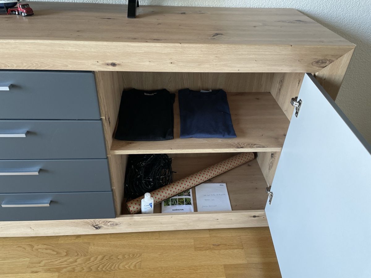 Kommoden: Sideboard Holzoptik Grau GRATIS – Gebraucht aus Burgdorf von jan_z8ty 4