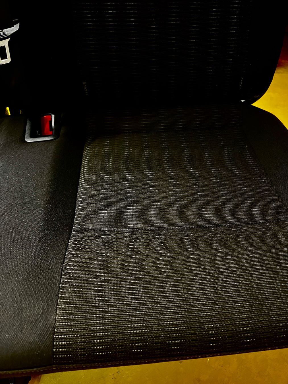 Alle Autoersatzteile: VW T6 Sitzbank – Gebraucht aus Luzern von ejstu 1