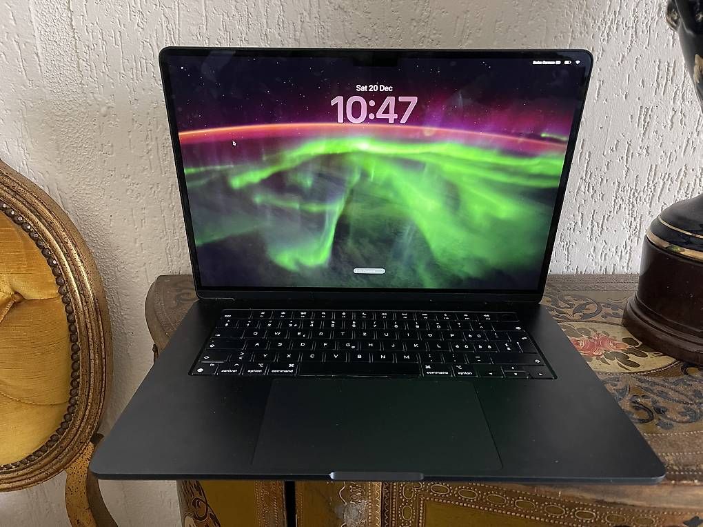 Notebooks: Macbook Air M3 512GB Midnight Blue 15" – Gebraucht aus Adliswil von lul_5h6f