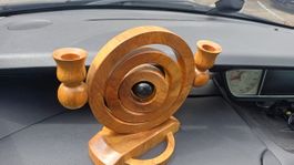 Schöner Kerzenständer aus Holz