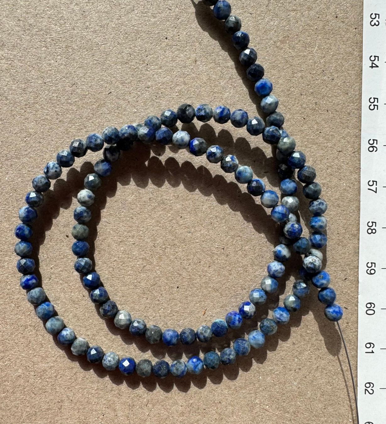 Catenine: Lapis Lazuli  facettiert  Strang    4mm      auf Flexdraht – Nuovo e nell'imballaggio originale da Leuggern venduto da gemshow