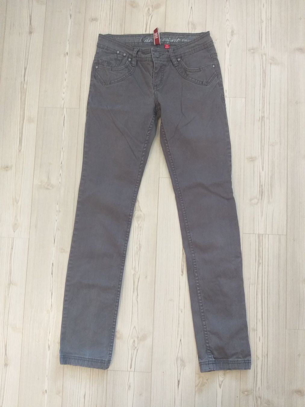 Esprit Pantaloni: ESPRIT  Pantalon/Hose    Taille / Grosse 34 CH..... – Usato da Cossonay-ville venduto da Super-Price-Quality