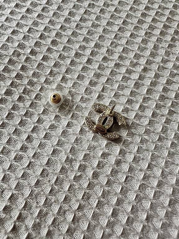 Orecchini pendenti & Orecchini a lobo: Chanel Ohrstecker CC – Usato da Allschwil venduto da nic_6yf6 2