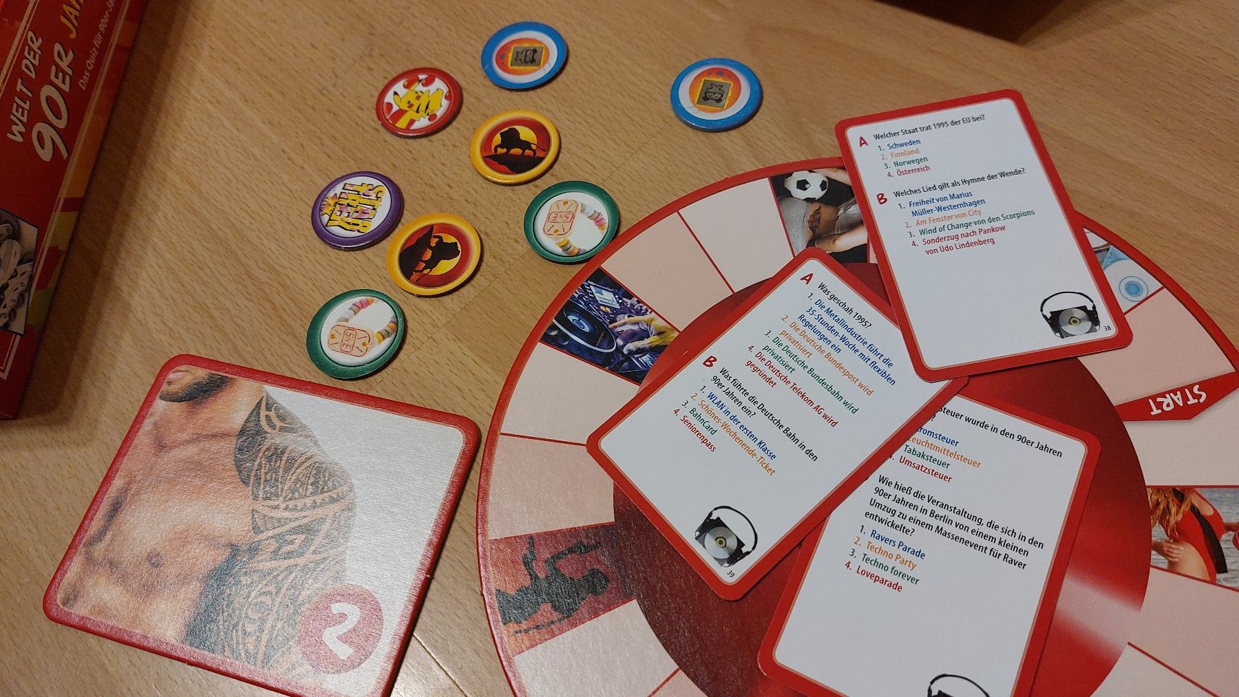Spiele: Welt der 90er Jahre - Spiel – Gebraucht aus Buochs von PetiteSirene 2