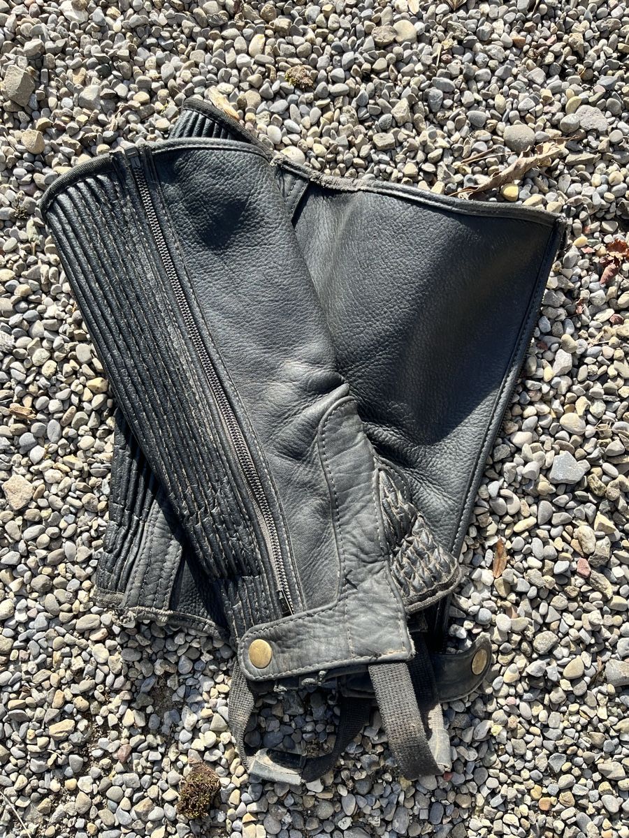 Jambières & Bandages: Chaps Grösse S – D'occasion à Volketswil par knecht78