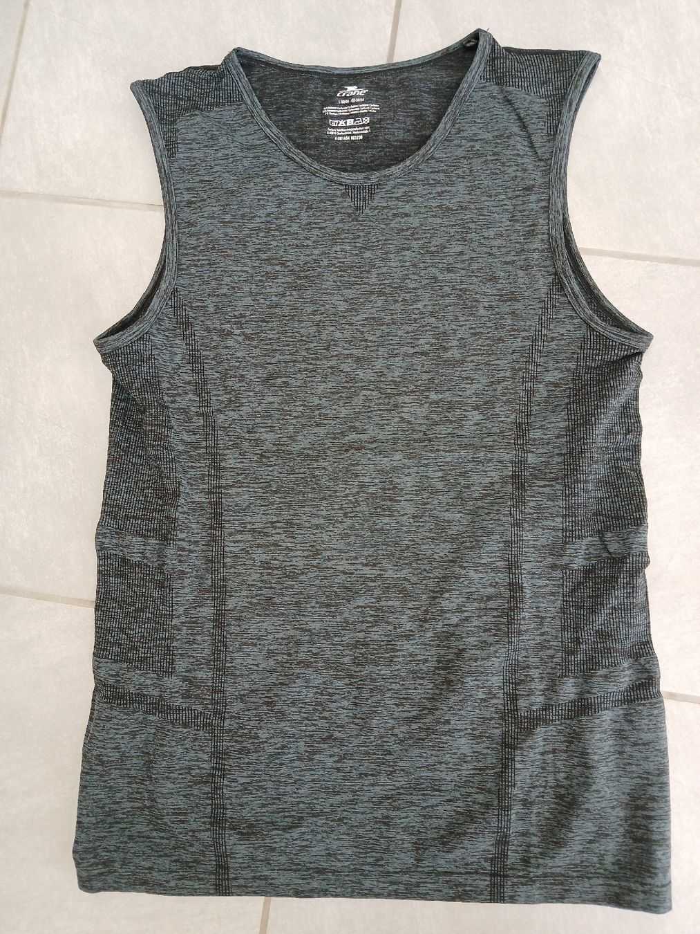 T-Shirts: TS tight, taille L (neuf) – Neu (gemäss Beschreibung) aus St-Cergue von VeganWarrior