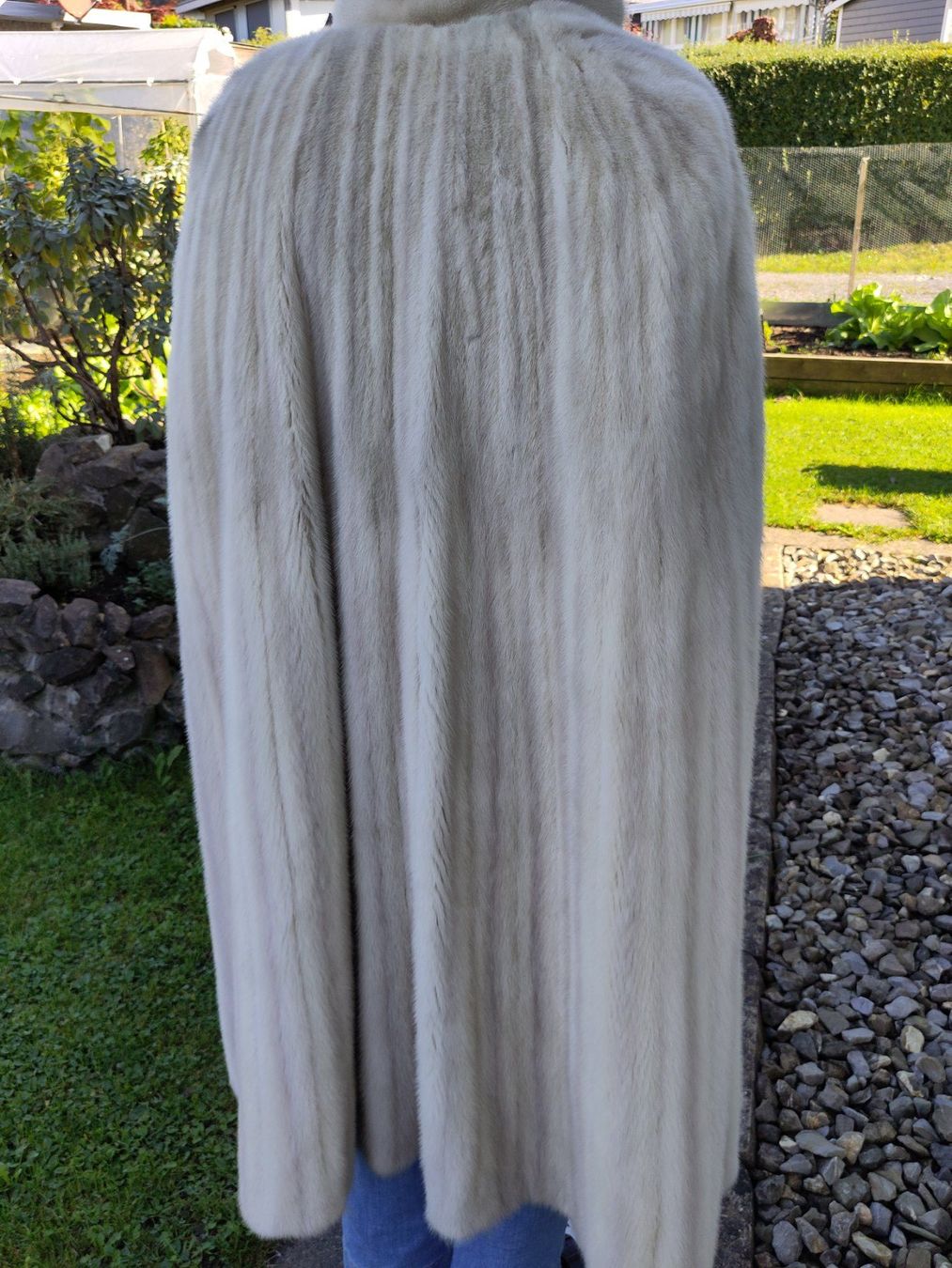 Sonstige Damenmode: Cape – Gebraucht aus Morgarten von Pipolder1 1